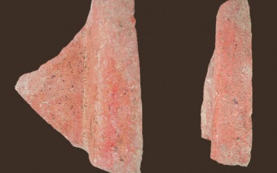 Fig.c. Frammenti di tegole di età romana rinvenute nei contesti altomedievali della Brina.